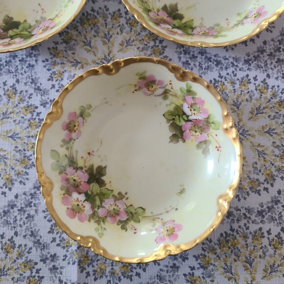 5 Haviland France Pink & Green Floral Gold Rim Fruit Dessert Dishes Berry Bowls - Picture 6 of 10